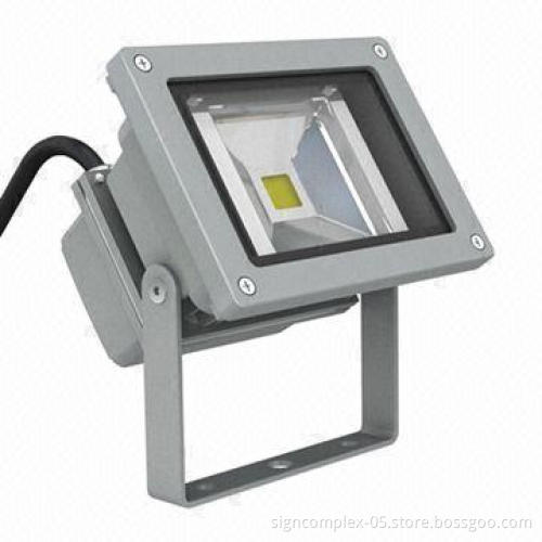 10W LED Floodlight with Aluminum Die-cast Alloy Body and High-utilization of Power